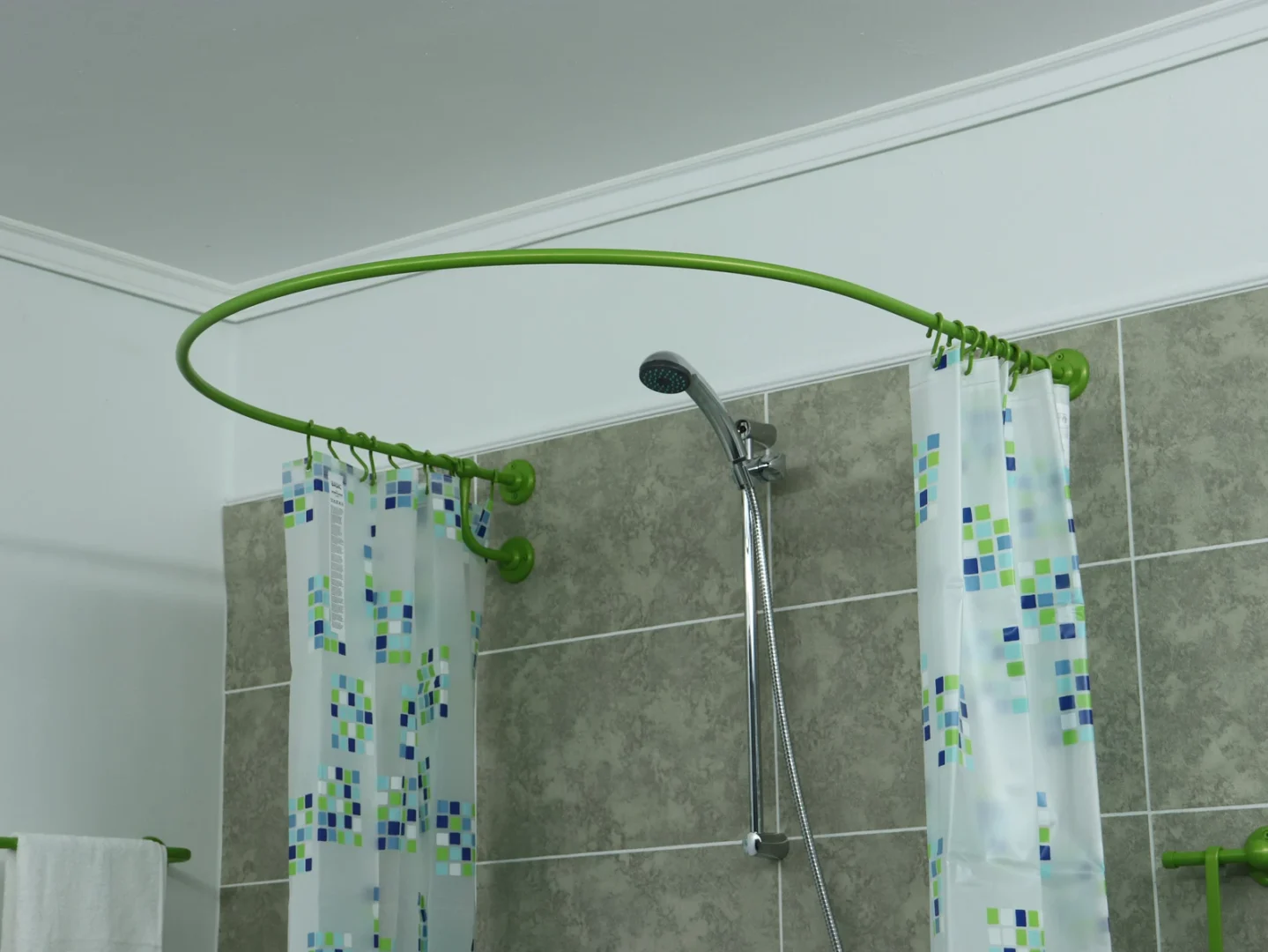 U-Shaped Oval 180 degrees Shower Curtain Rod for Bathroom, Fitting and Dressing room for Wall Mounting