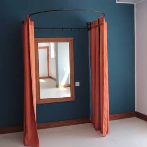 U shaped Standing Oval Fitting and Dressing Room with Clothes Hanger for Wall Montage with 2 Straight Floor Supports- 230 cm(90.5") High